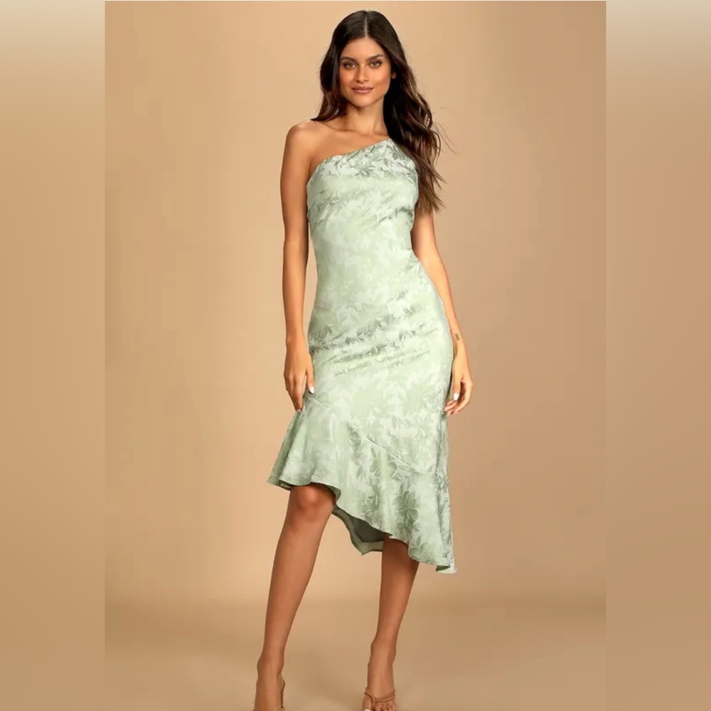 Lulus one Shoulder Formal Dress